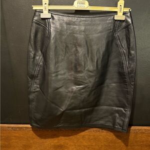 Vintage Black Buttery Soft Leather Knee-Length Skirt – Classic Pencil Style